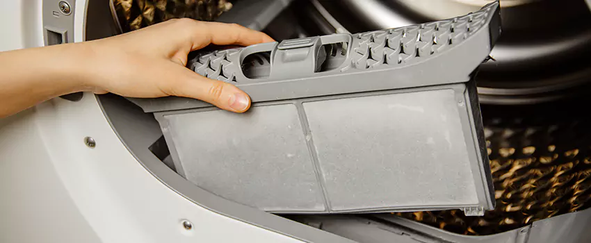 Signs Of A Clogged Dryer Lint Trap in Baldwin, New York